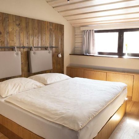 Koliba U Cerneho Medveda Hotel Zlin Ngoại thất bức ảnh