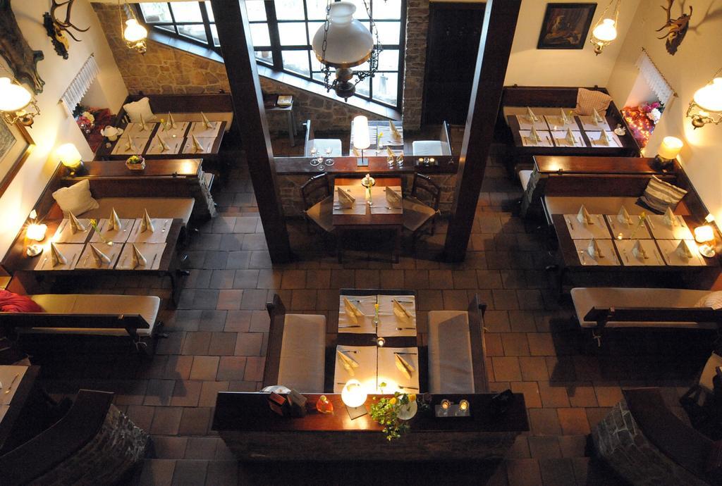 Koliba U Cerneho Medveda Hotel Zlin Ngoại thất bức ảnh